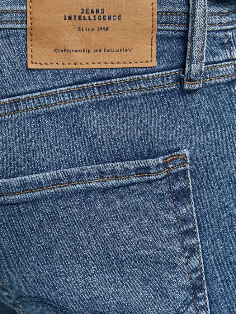 BLUE DENIM