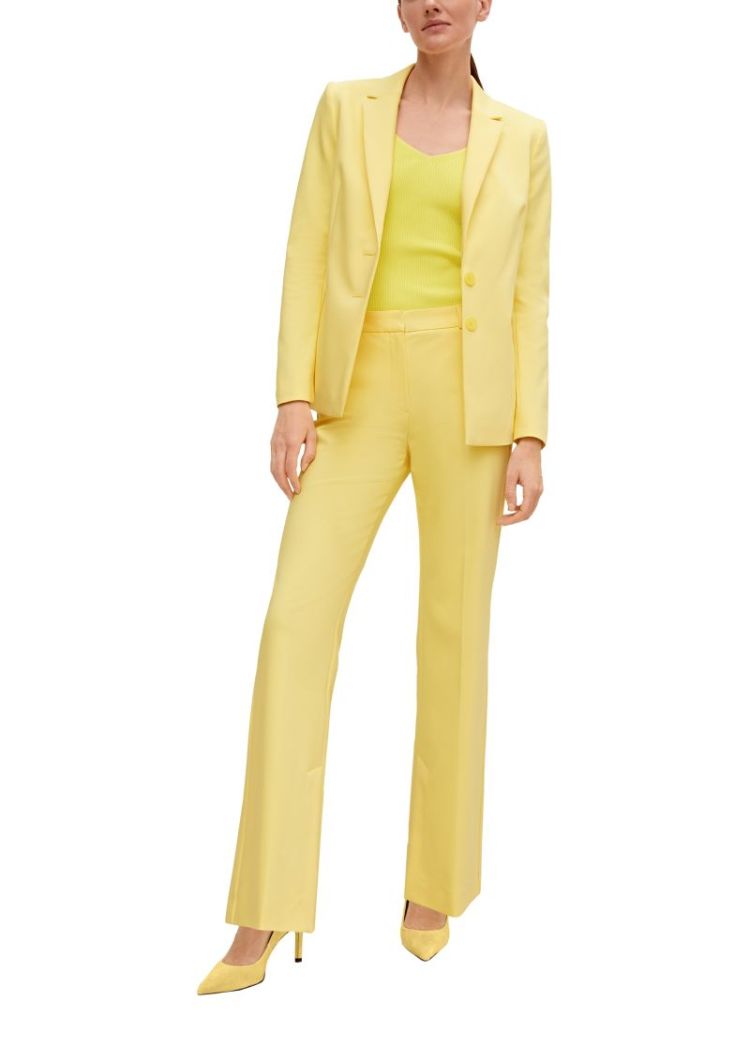  BRIGHT YELLOW