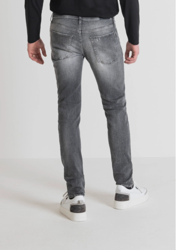 BLACK WASHES